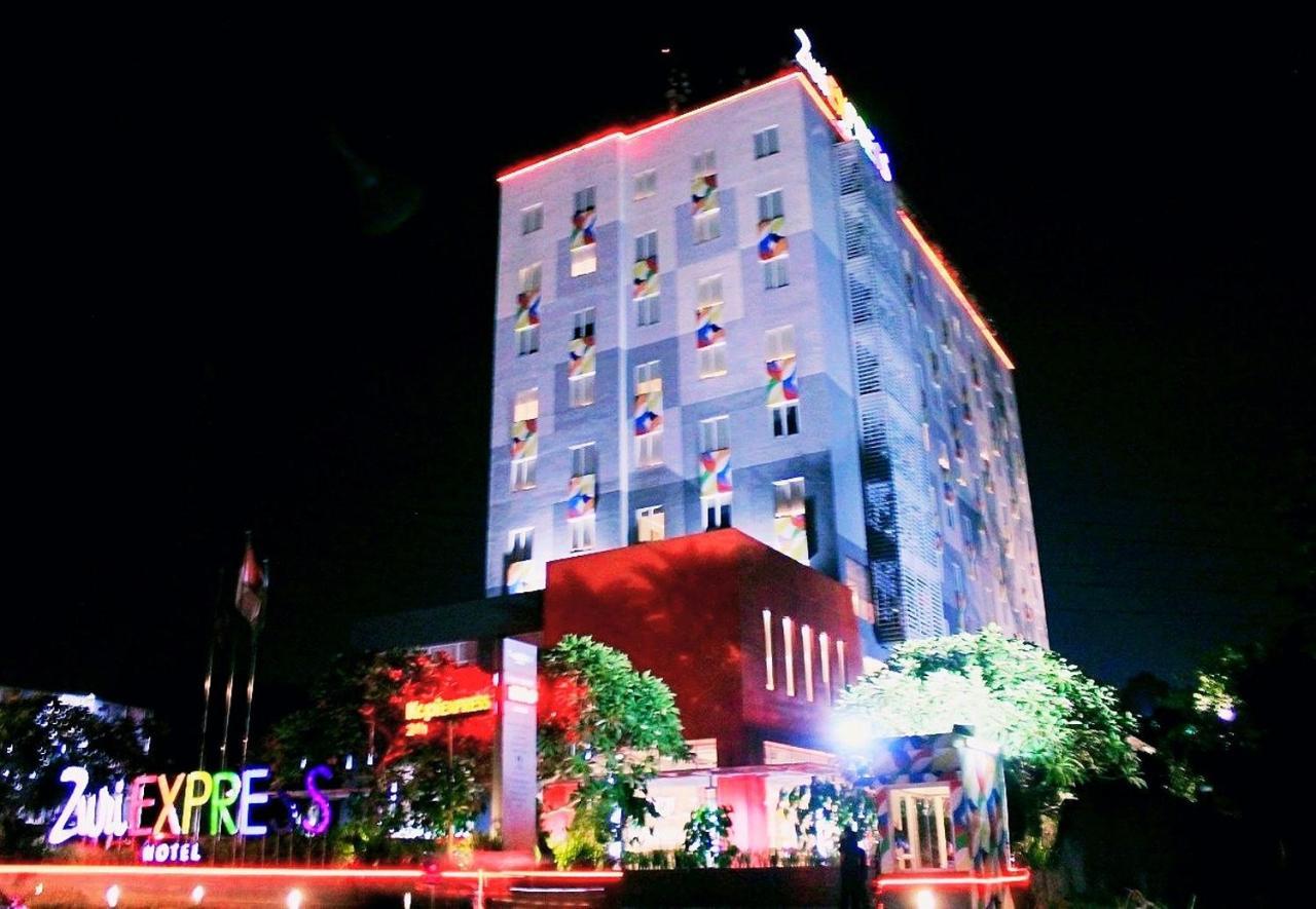 Zuri Express Lippo Hotel